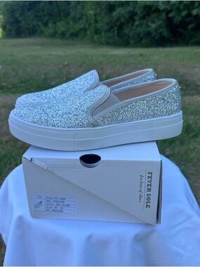 Ladies Fever Sole Silver Glitter Slip-On Platform Sneakers